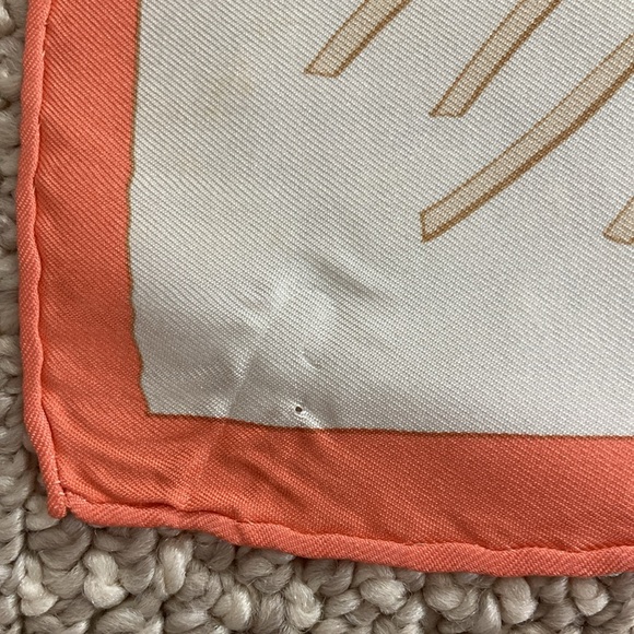 VTG Hermes Silk Scarf “Les Pivoines”, 90cm - Picture 5 of 6